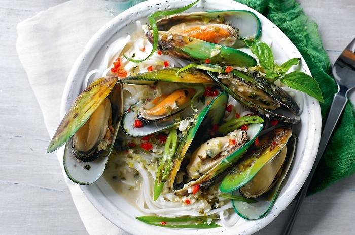 Vẹm Xanh Hấp Thái 
